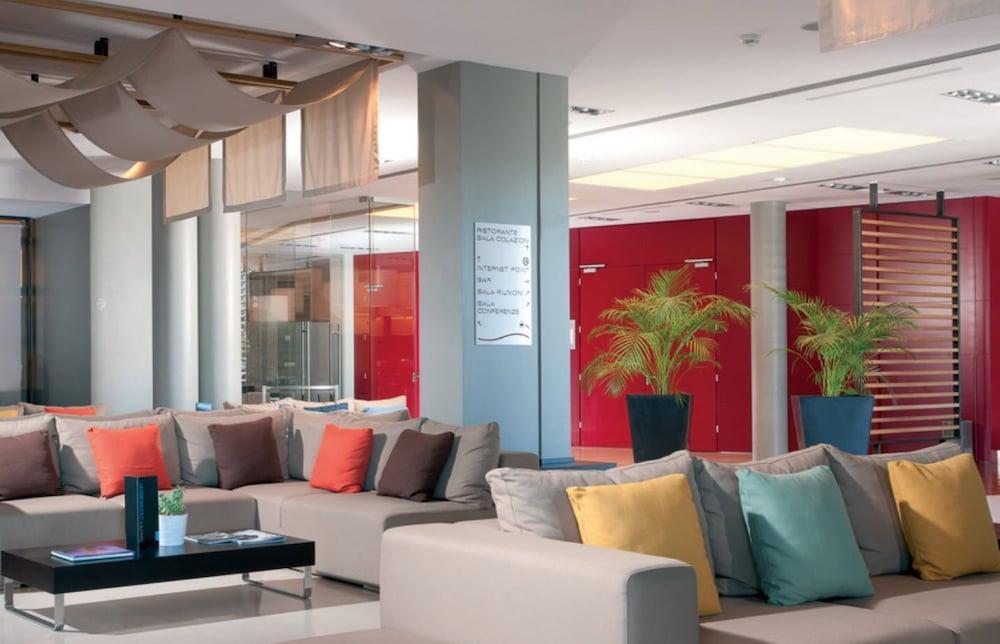 Sea Art Hotel Vado Ligure Ngoại thất bức ảnh