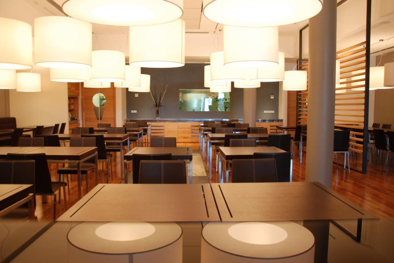 Sea Art Hotel Vado Ligure Ngoại thất bức ảnh