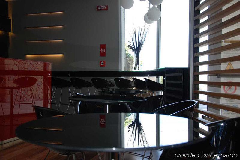 Sea Art Hotel Vado Ligure Ngoại thất bức ảnh