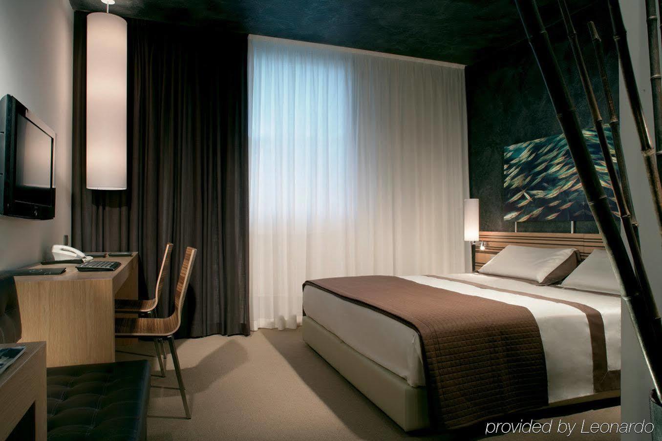 Sea Art Hotel Vado Ligure Phòng bức ảnh