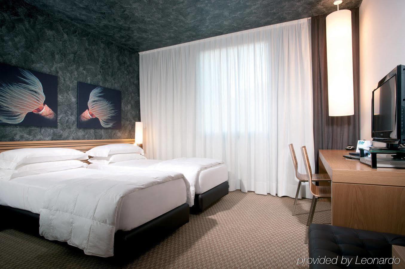 Sea Art Hotel Vado Ligure Ngoại thất bức ảnh