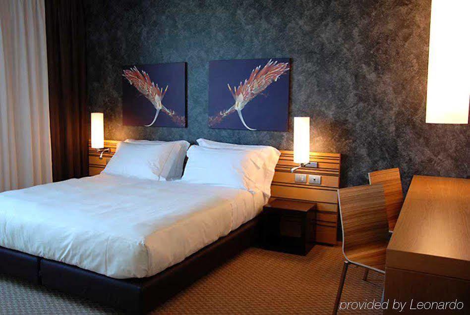 Sea Art Hotel Vado Ligure Ngoại thất bức ảnh